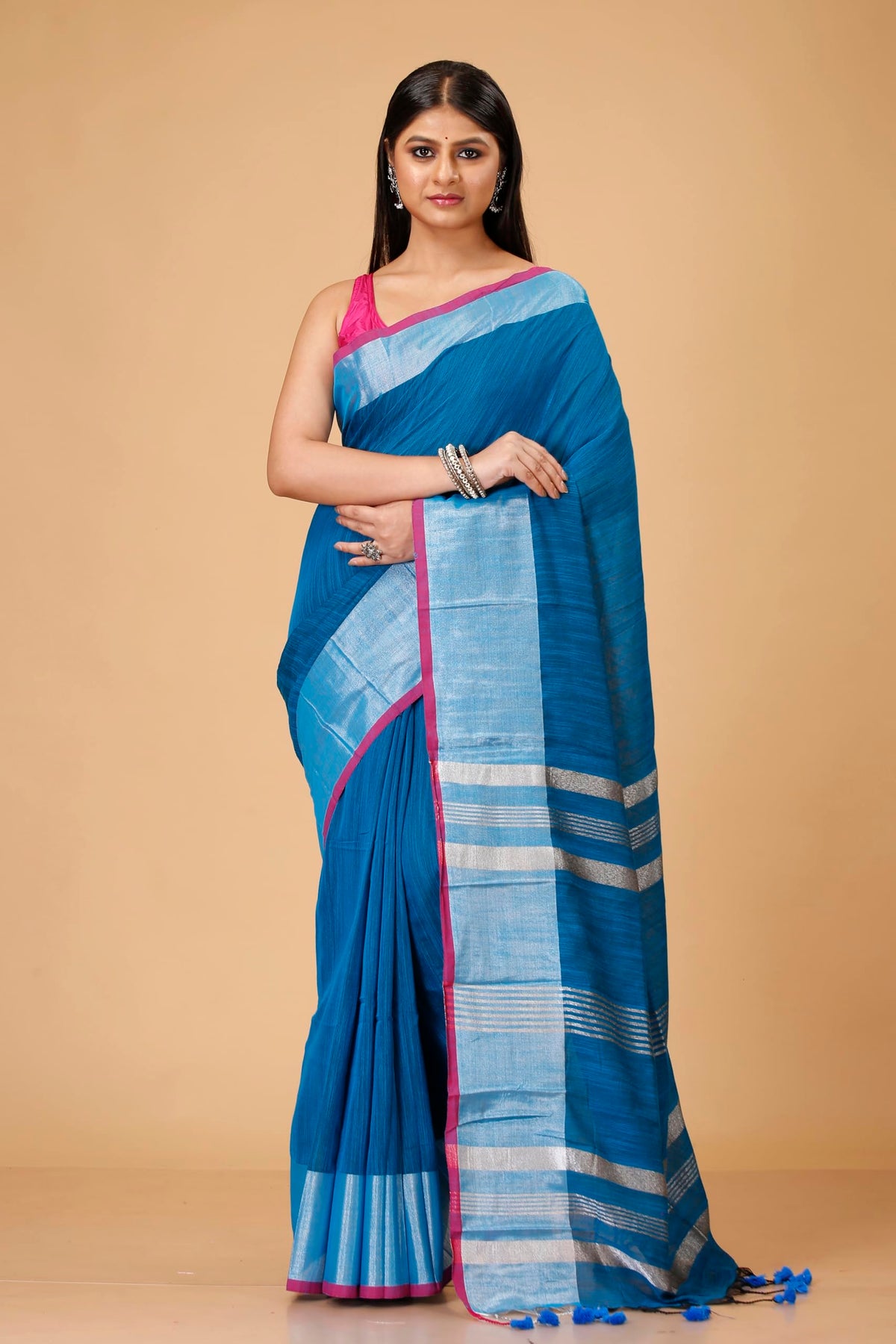 Vasthrlay Classic Traditional Saree for wedding and party wear styling