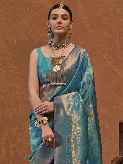 Vasthrlay Traditional Saree in Classic with refined kanjivaram ethnic appeal