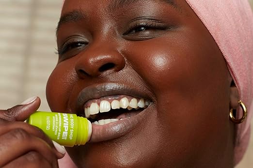 The Body Shop Swipe It Moisturising Lip Balm Kiwi - PUSHMYCART