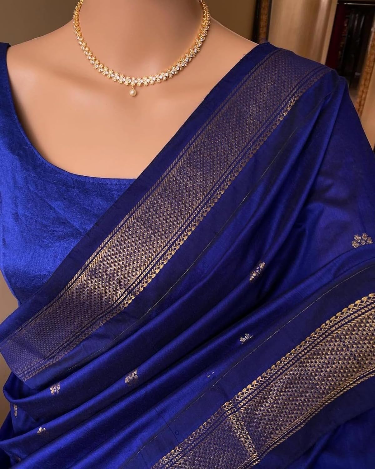 Vasthrlay Jacquard Classic Saree with decorative Traditional design