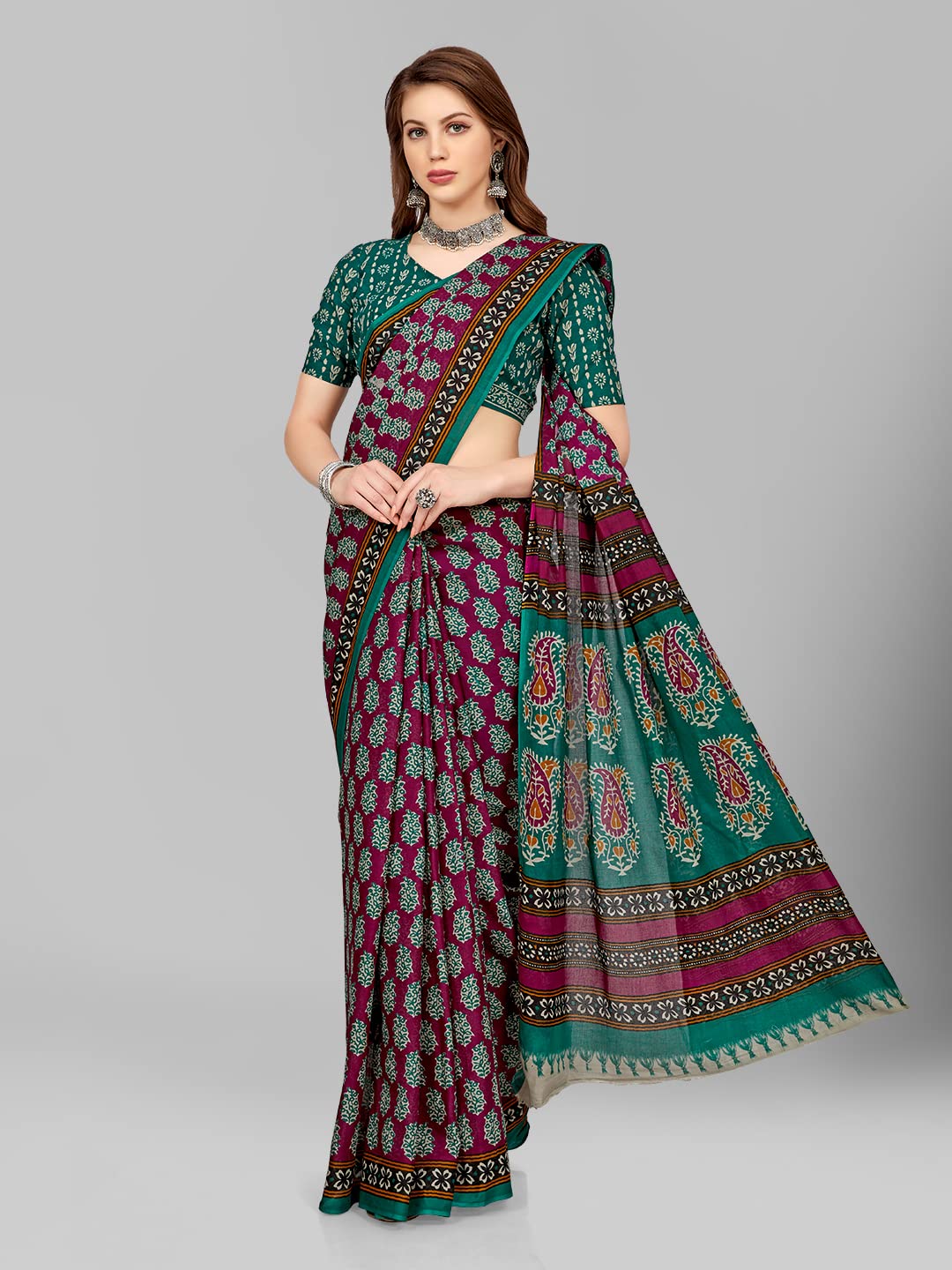 Vasthrlay Classic Traditional Saree for wedding and party wear styling