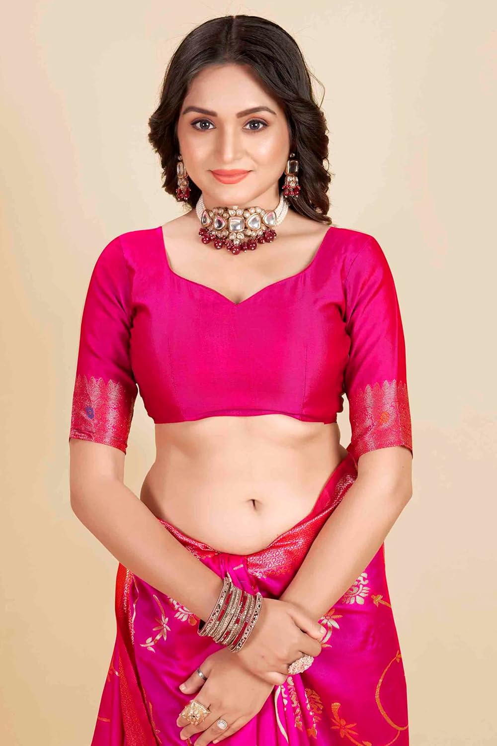 VasthrlayWedding Saree in Yellow with elegant ethnic ethnic appeal