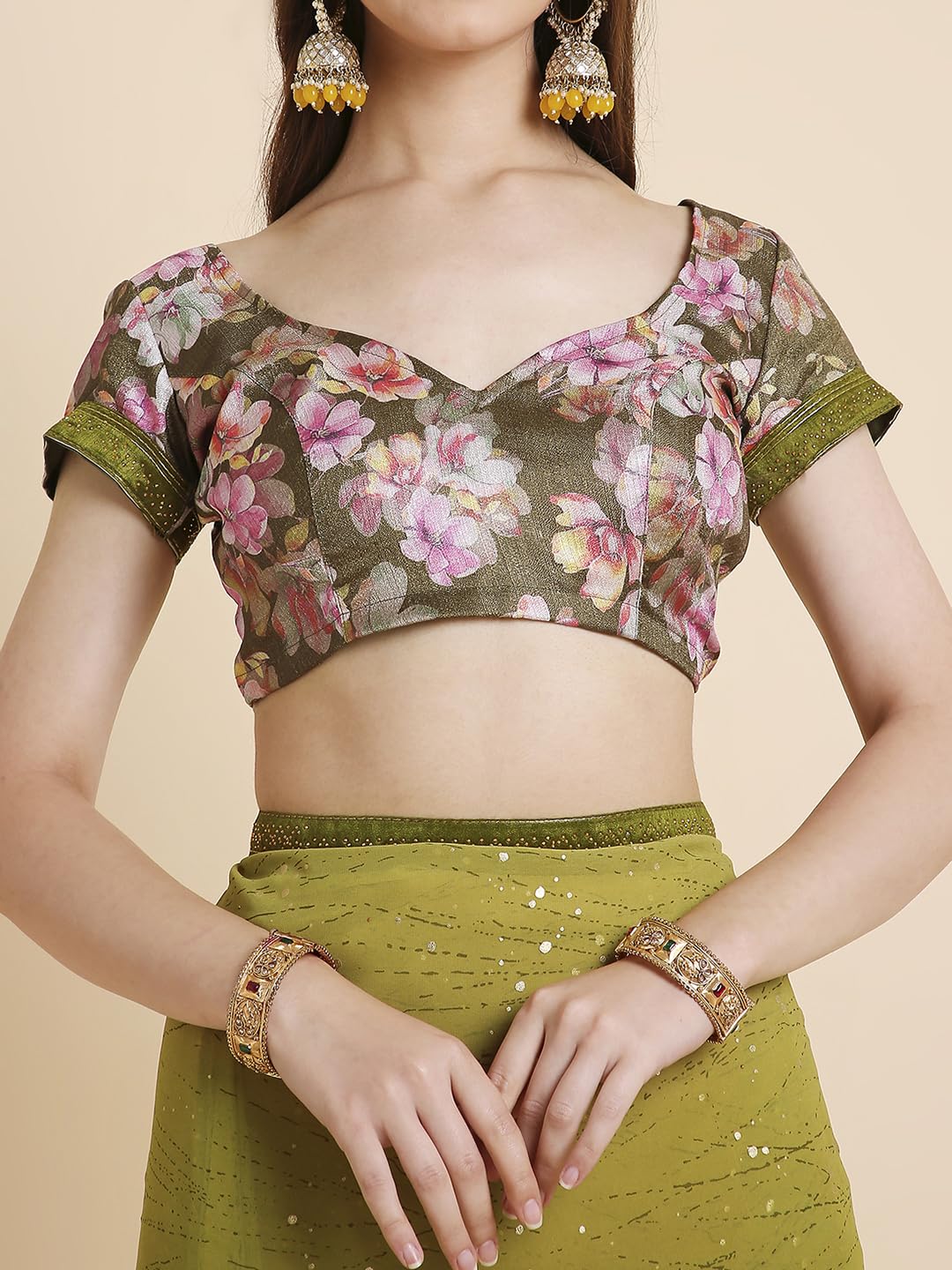 Vasthrlay Classic Traditional Saree for wedding and party wear styling