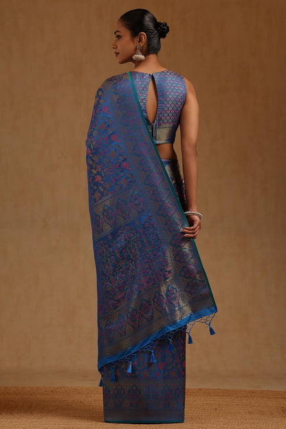 Vasthrlay Yellow Traditional Saree for wedding and party wear styling