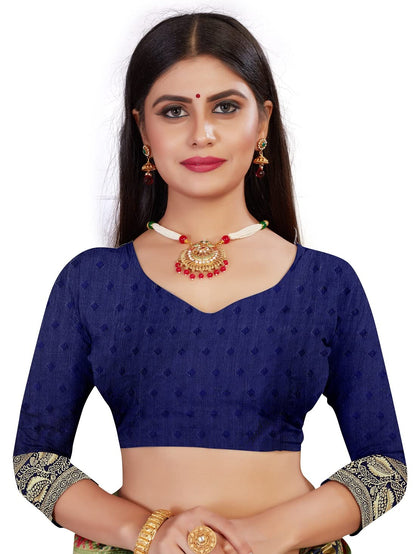 Vasthrlay Traditional Saree with refined ethnic appeal