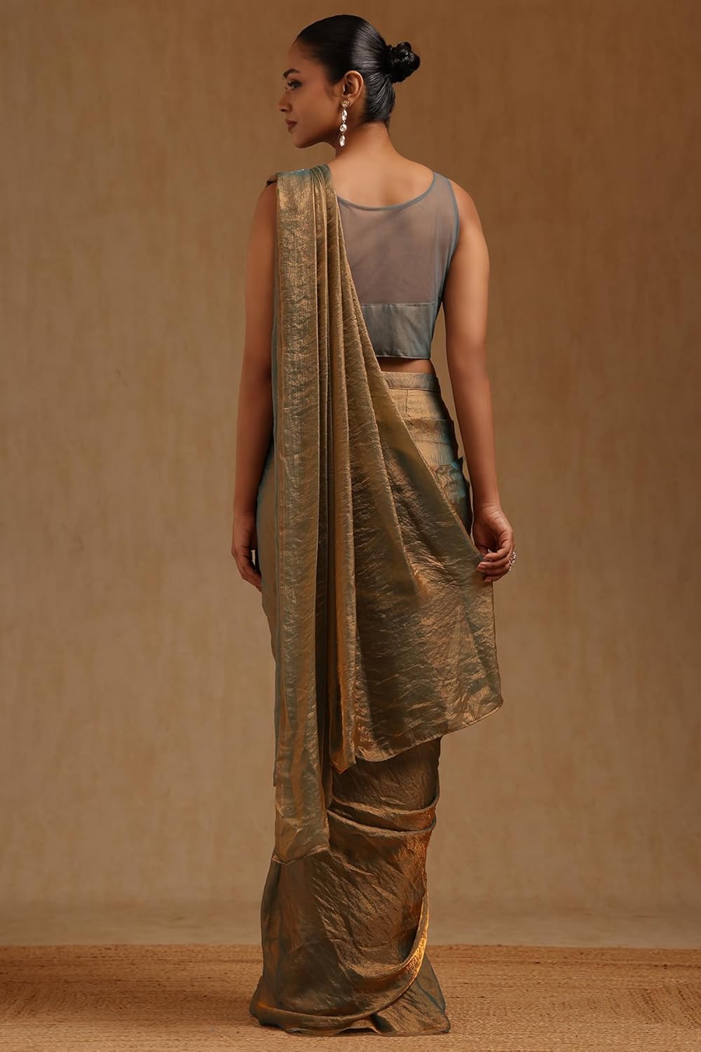 Vasthrlay Classic Traditional Saree for wedding and party wear styling