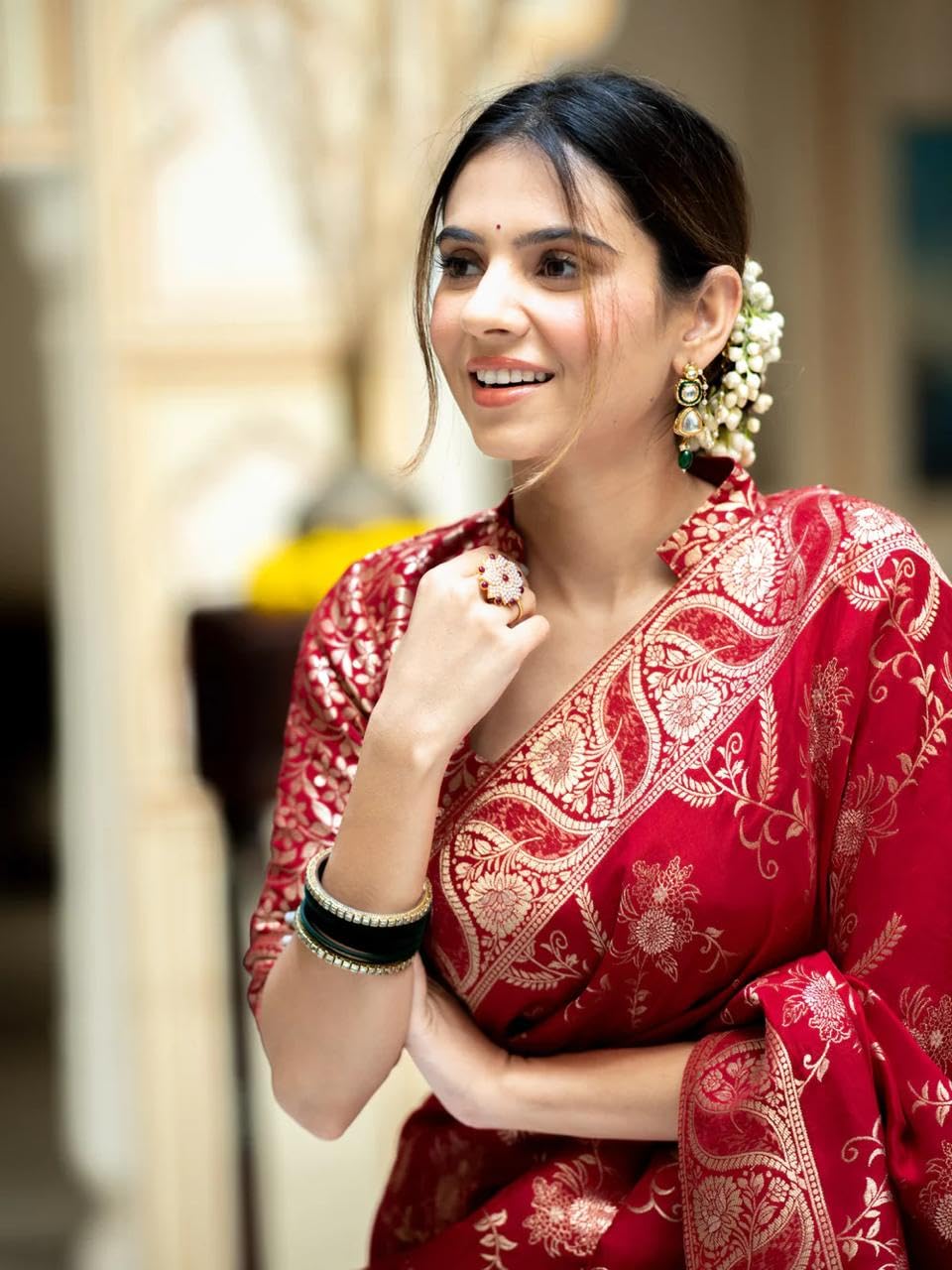 Vasthrlay Kanjivaram Classic Saree with decorative traditional design