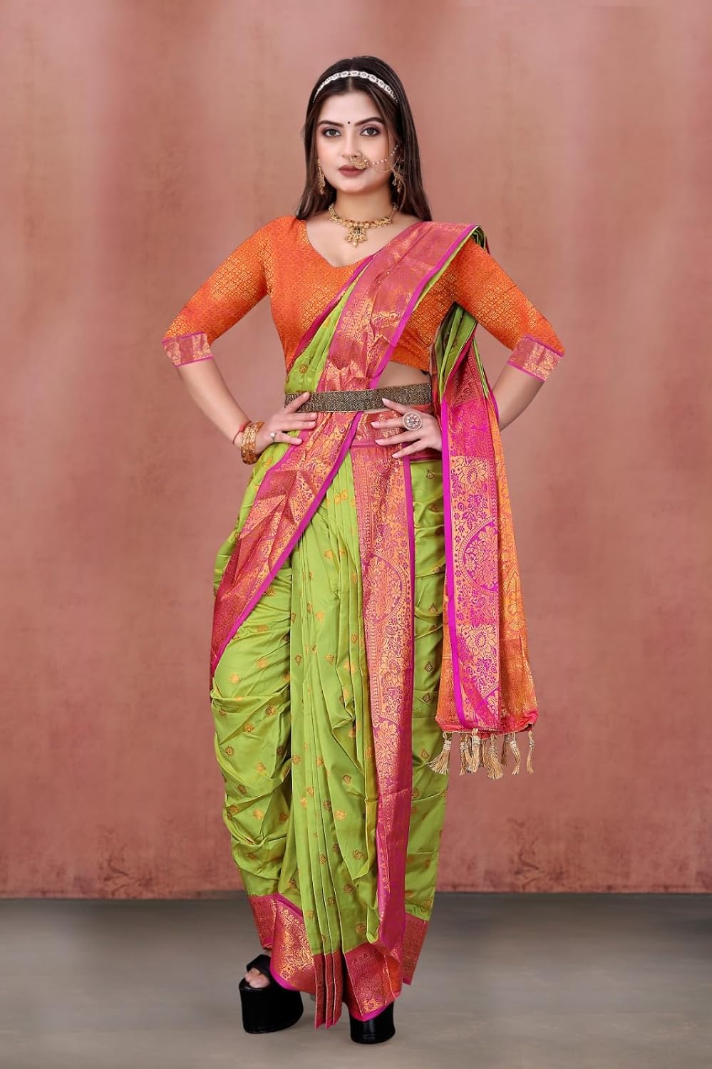 Vasthrlay Classic Traditional Saree with elegant Ethnic styling