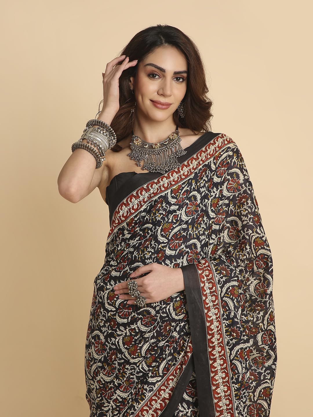 Vasthrlay Classic Traditional Saree for wedding and party wear styling