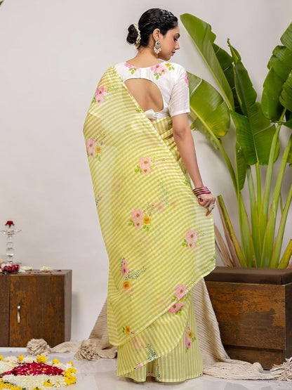 Vasthrlay White Printed Saree with elegant ethnic styling