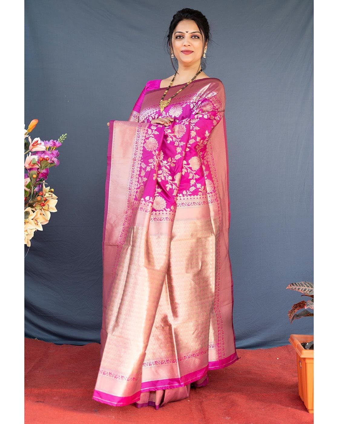 Vasthrlay Ethnic Classic Saree with decorative traditional design