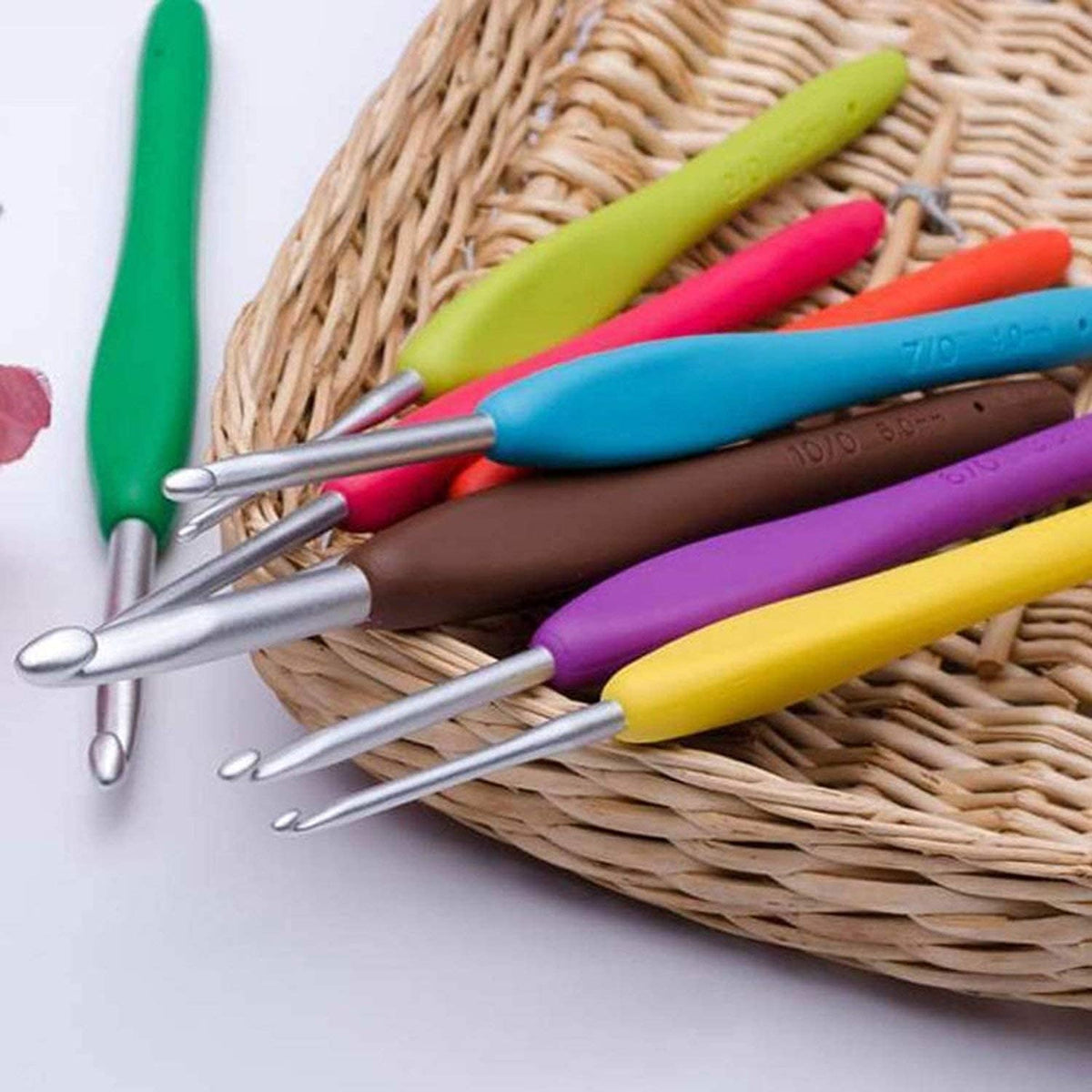 8 Pcs Crochet Hook Set - image 2