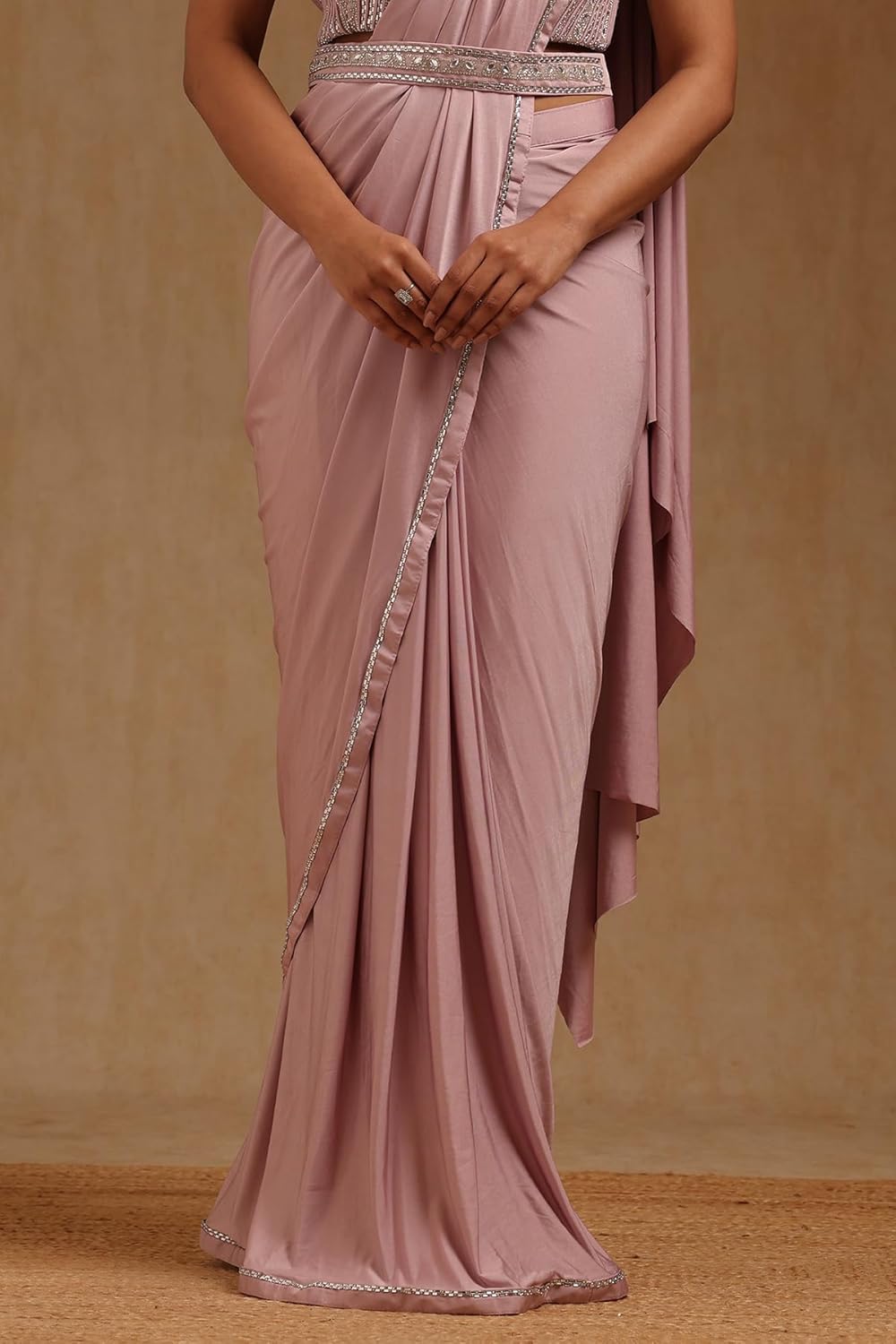 Vasthrlay Traditional Saree in Classic with refined ethnic appeal