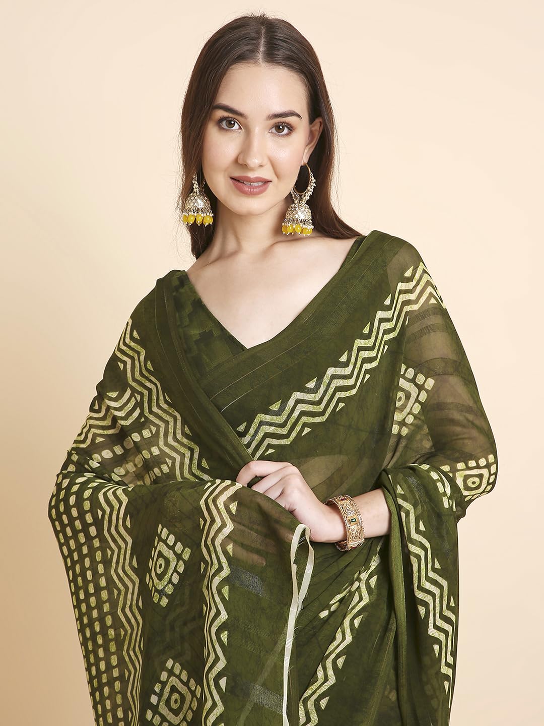 Vasthrlay Georgette Rani Saree with decorative printed design