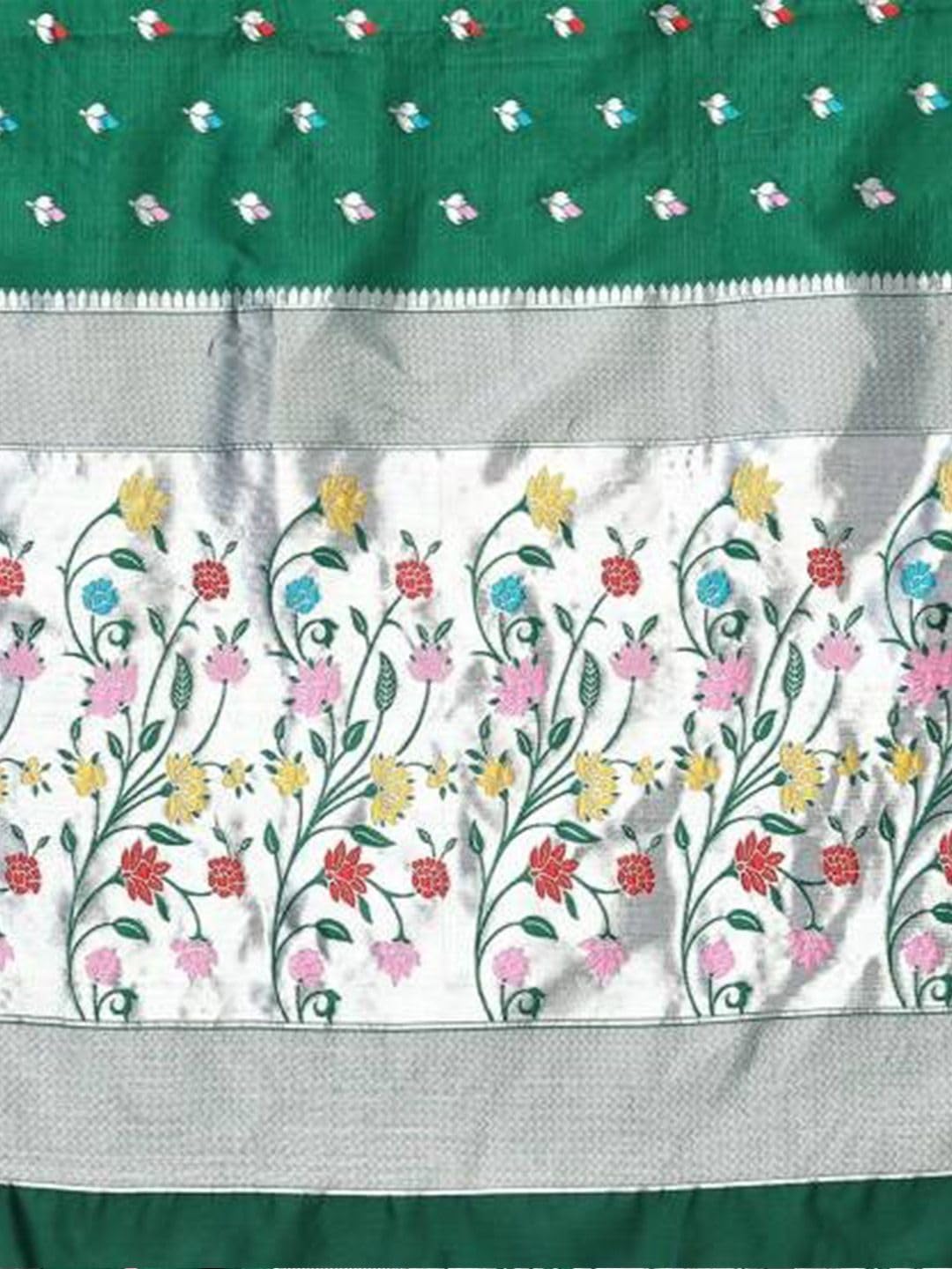Vasthrlay Designer Saree in Classic with refined ethnic ethnic appeal