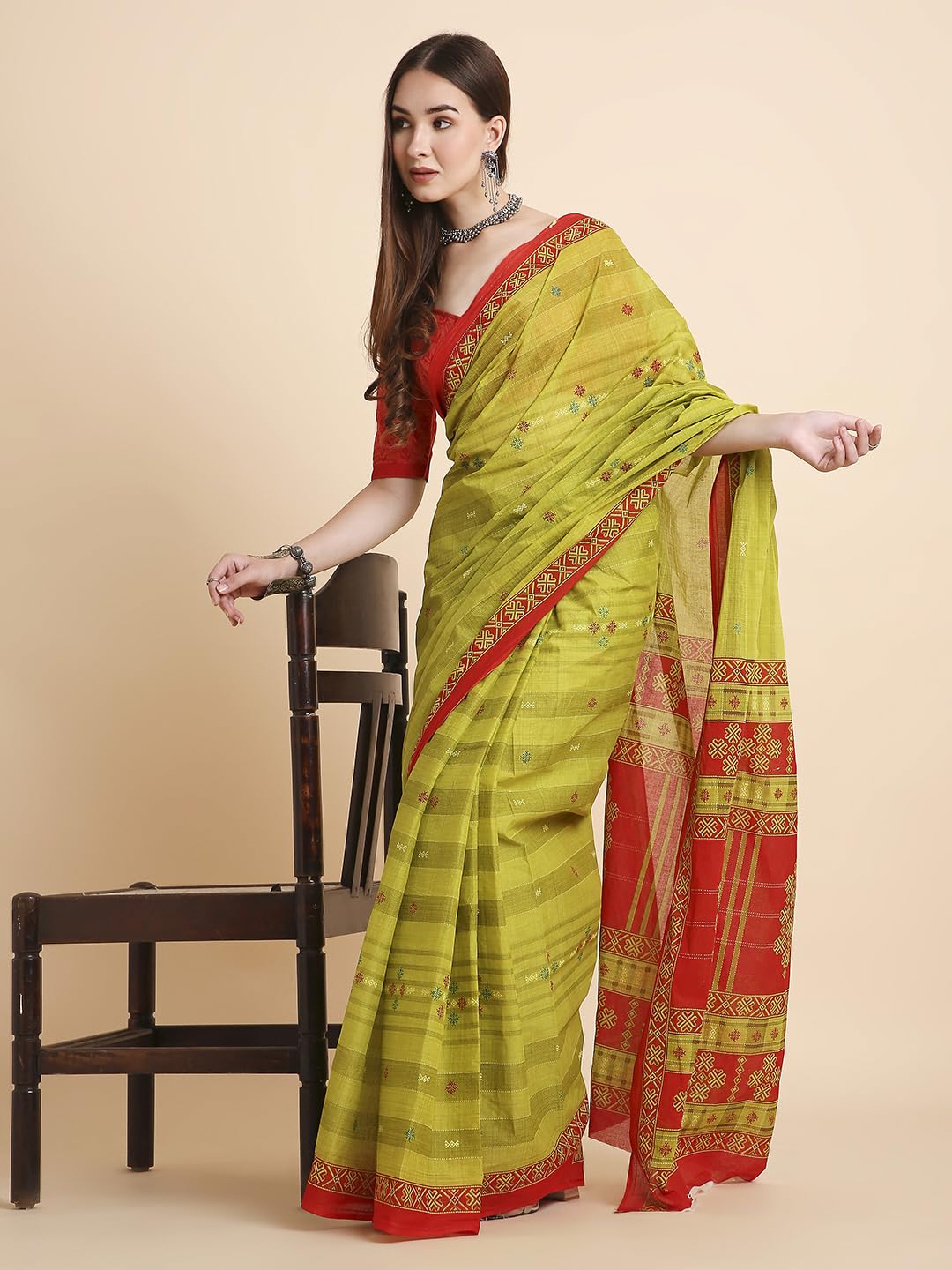 Vasthrlay Cotton Brown Saree with decorative printed design