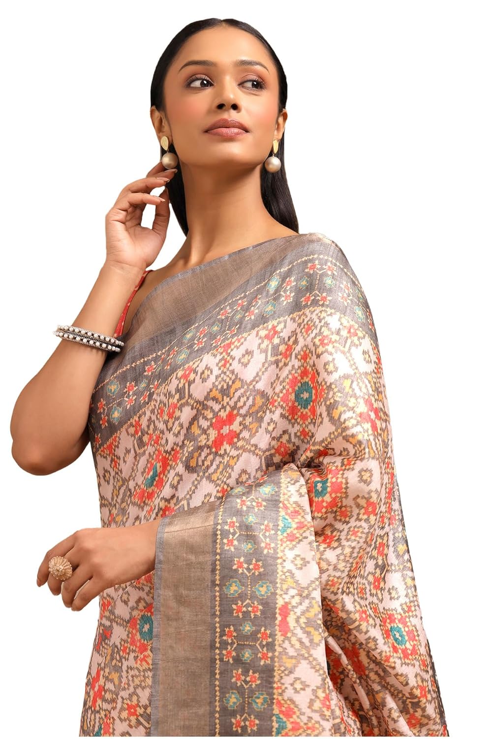 Vasthrlay Classic Ethnic Traditional Saree for festive ethnic occasions