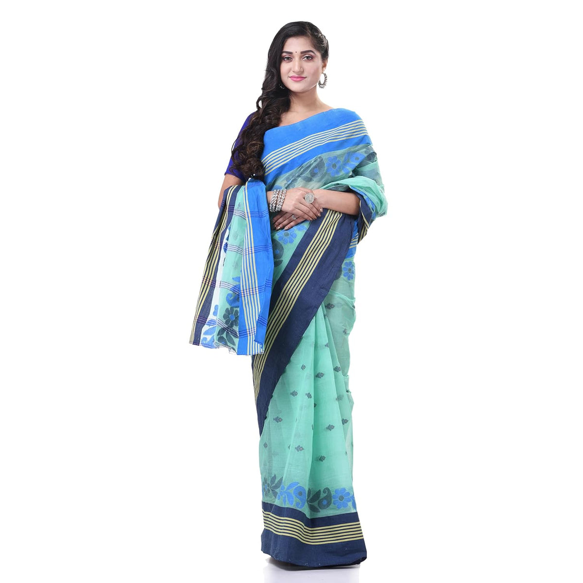 Vasthrlay Classic Traditional Saree for wedding and party wear styling