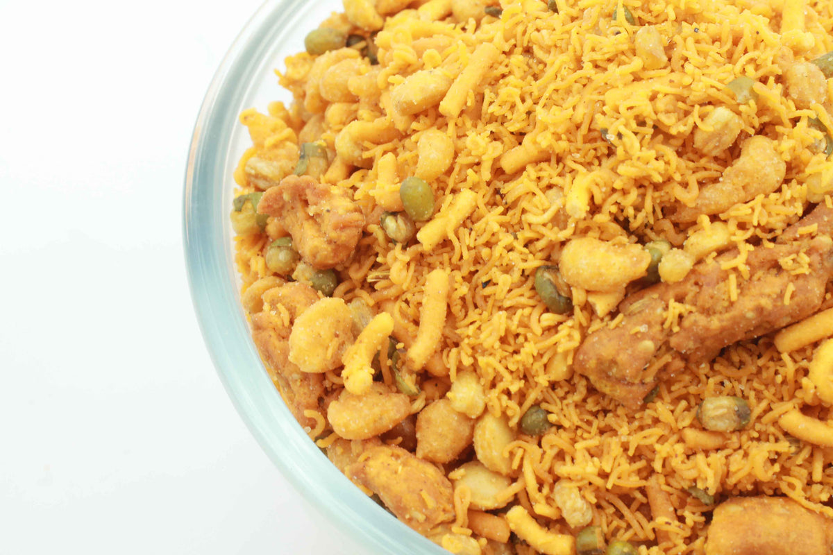 Neelam Foodland Nadiyadi Bhusa 