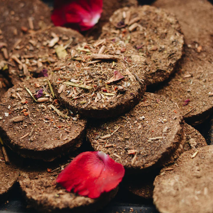 Desi Cow Dung Cakes - PUSHMYCART