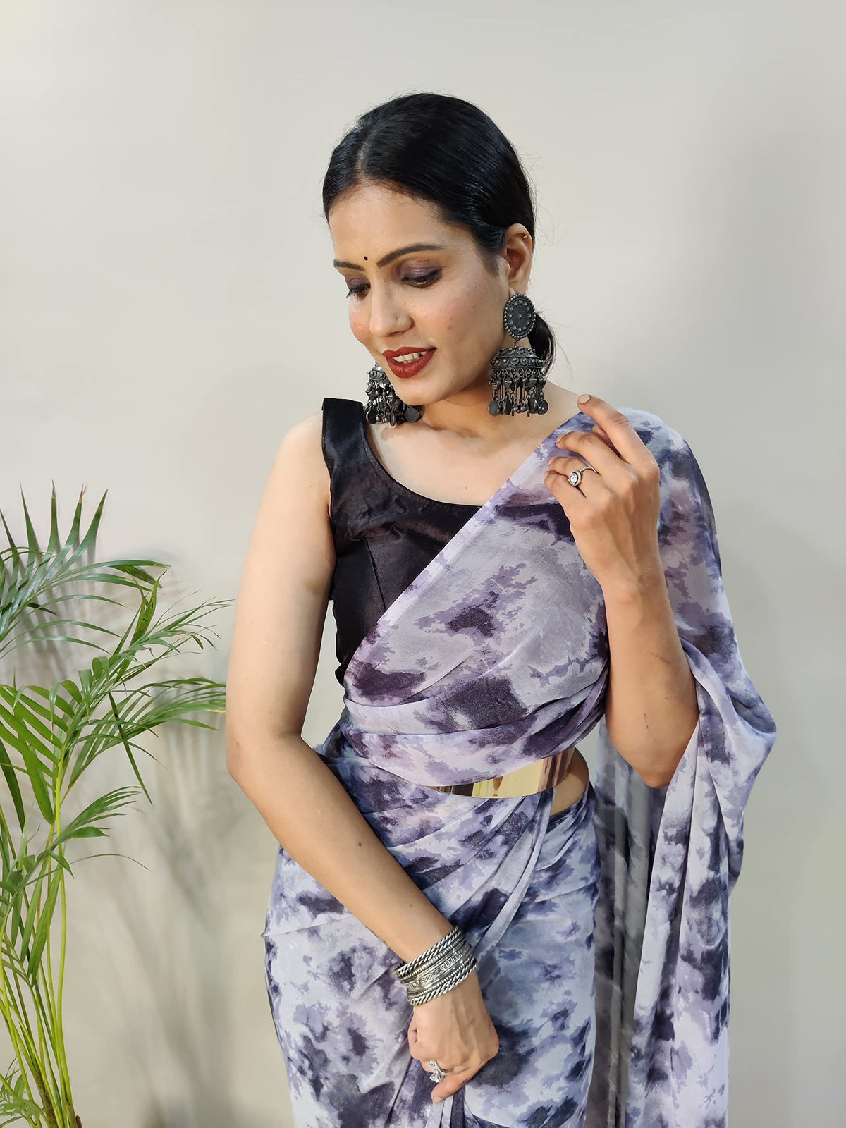 Vasthrlay Classic Traditional Saree with elegant georgette styling