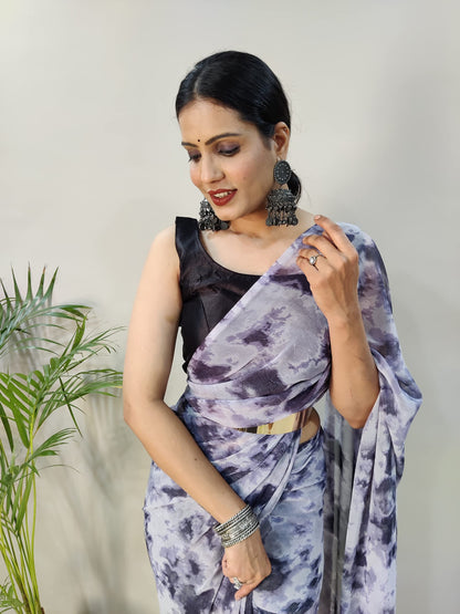 Vasthrlay Classic Traditional Saree with elegant georgette styling
