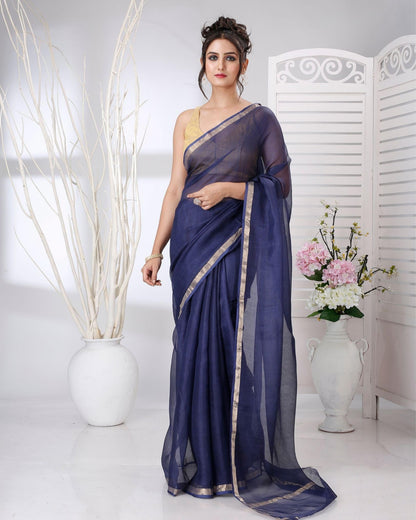 Vasthrlay Classic Border Saree with elegant handwoven styling