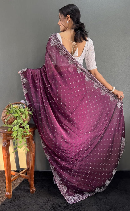 Vasthrlay Border Saree in Classic with refined ethnic appeal