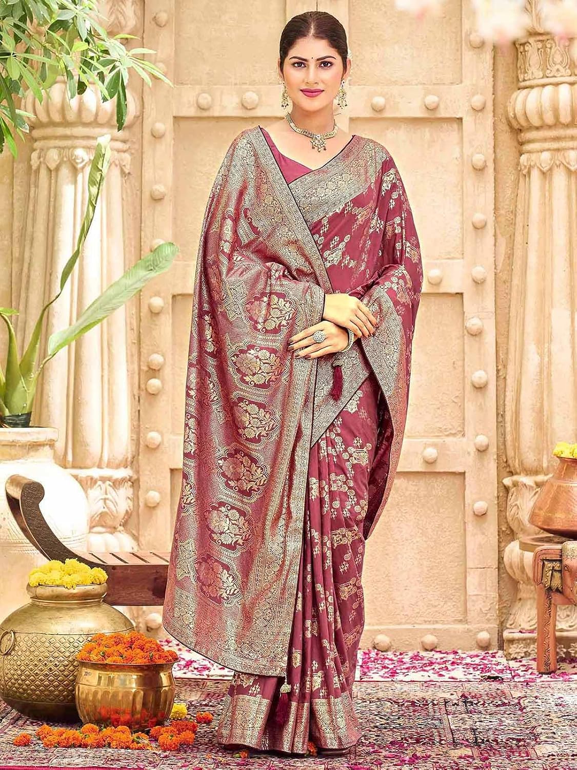 Vasthrlay Womens saree design in Mauve traditional style