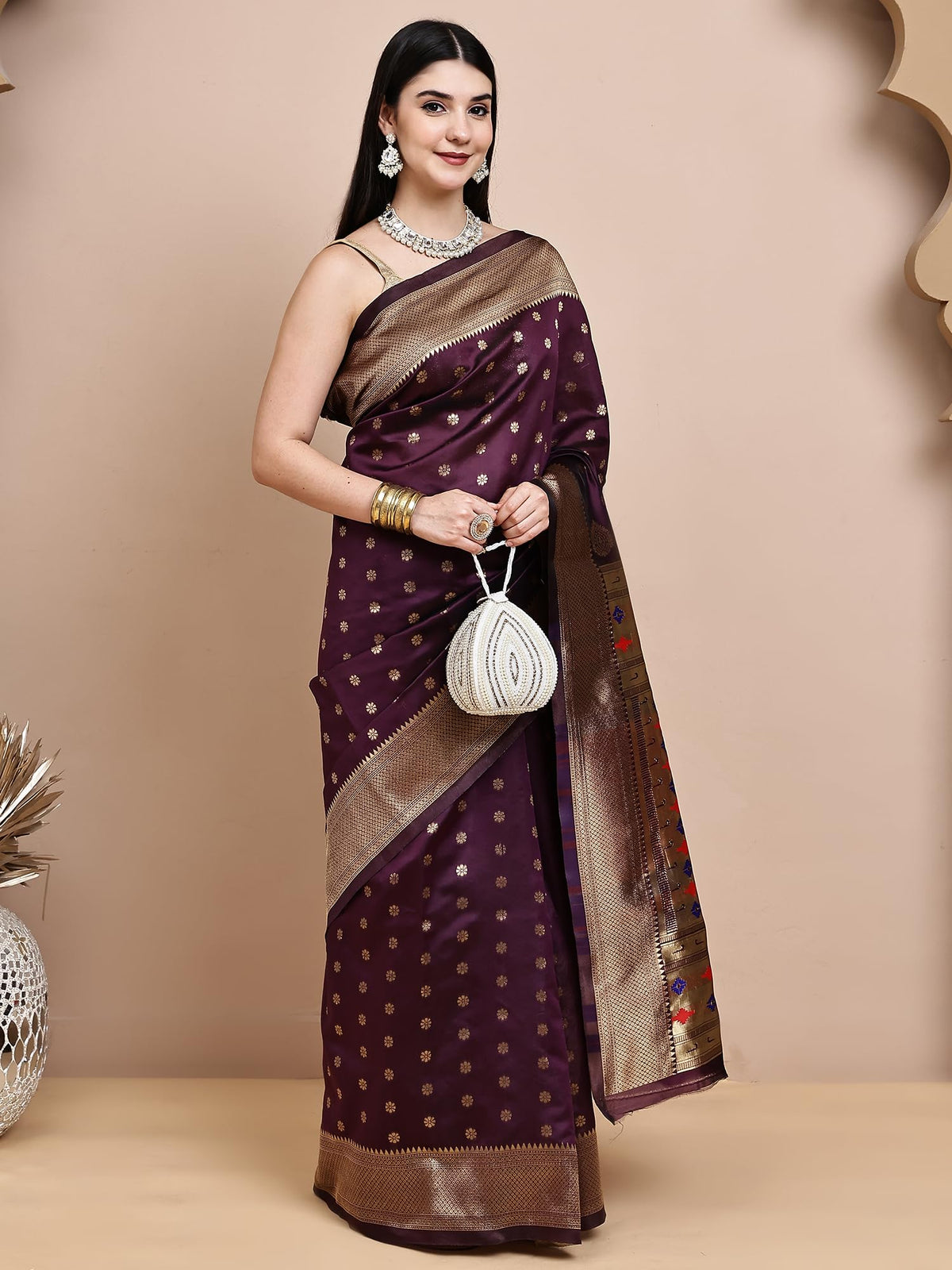 Vasthrlay Classic Traditional Saree with elegant paithani styling