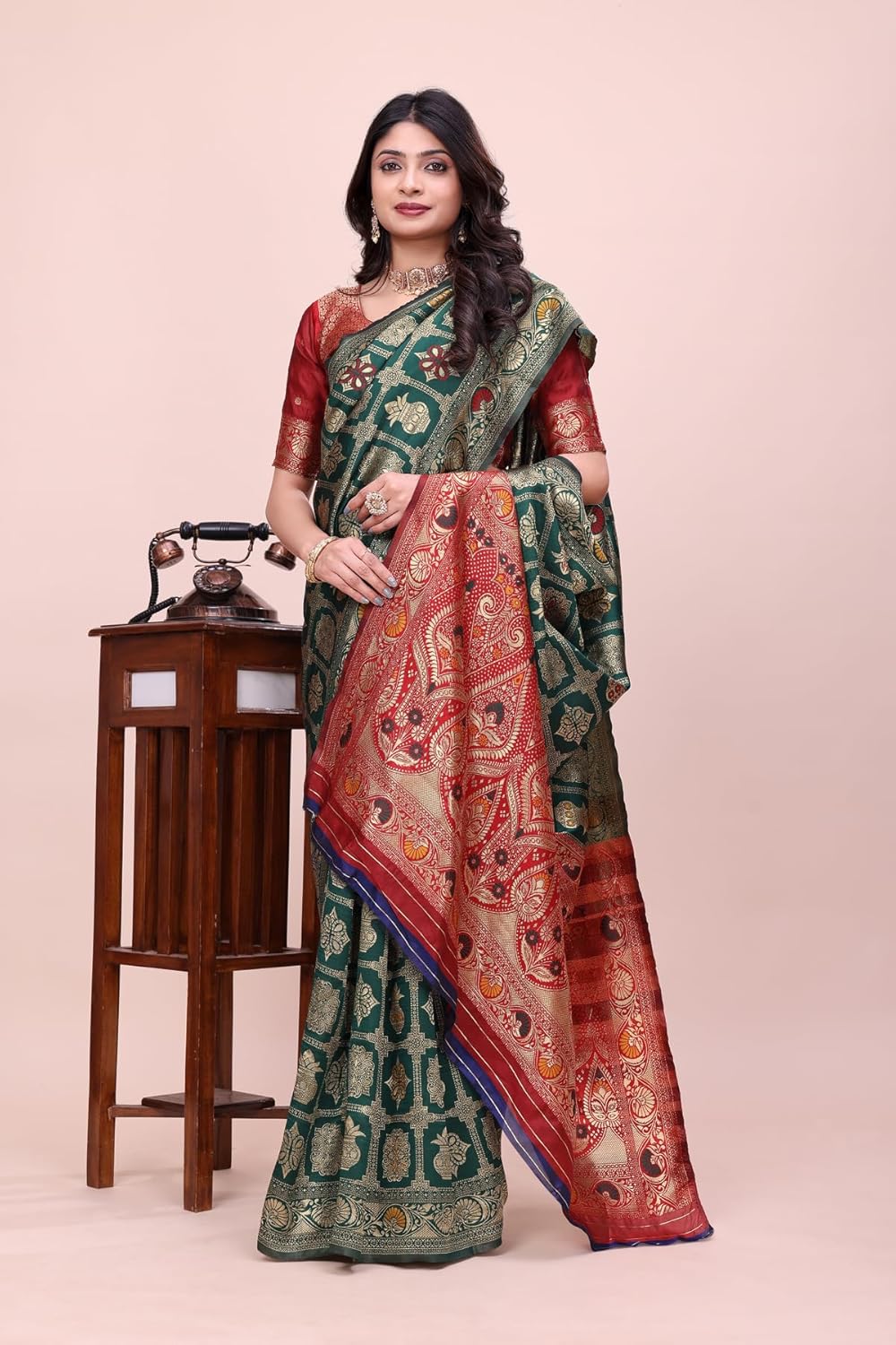 VasthrlayClassic Traditional Saree for wedding and party wear styling