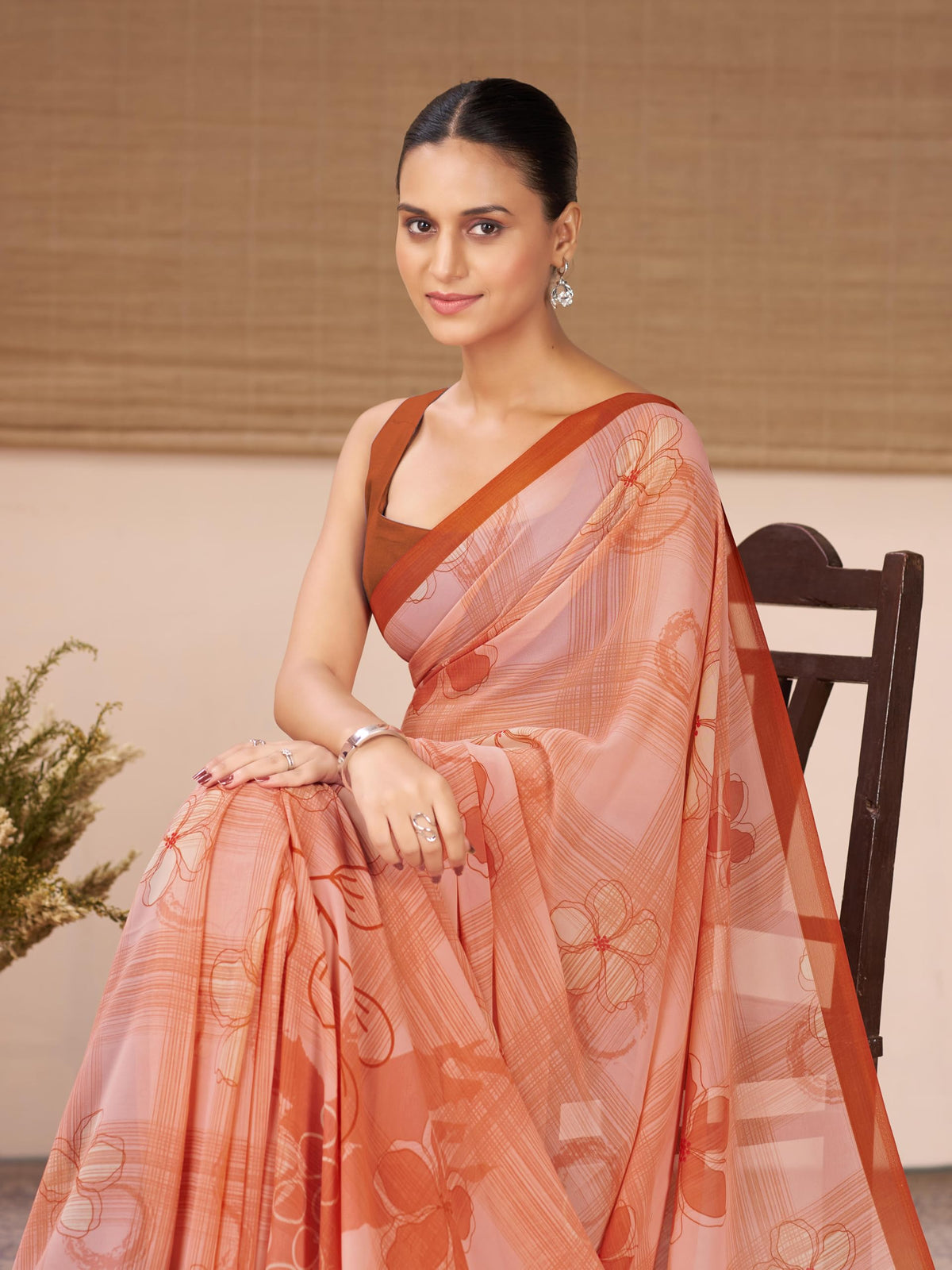Vasthrlay Classic Floral Saree with elegant georgette styling