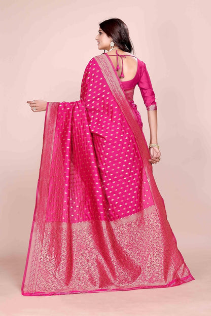 VasthrlayEthnic Classic Saree with refined wedding design