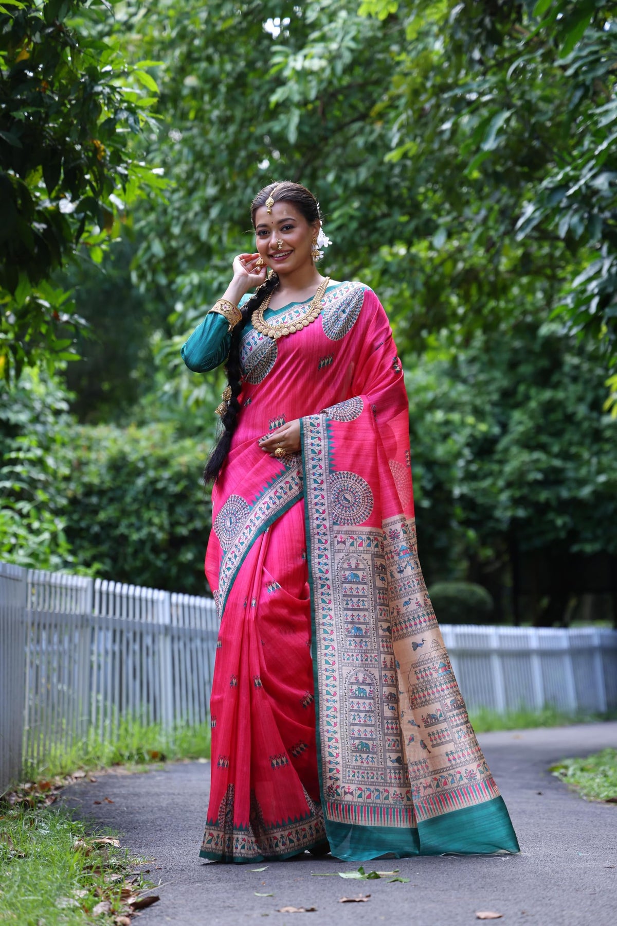 Vasthrlay Classic Traditional Saree for wedding and party wear styling
