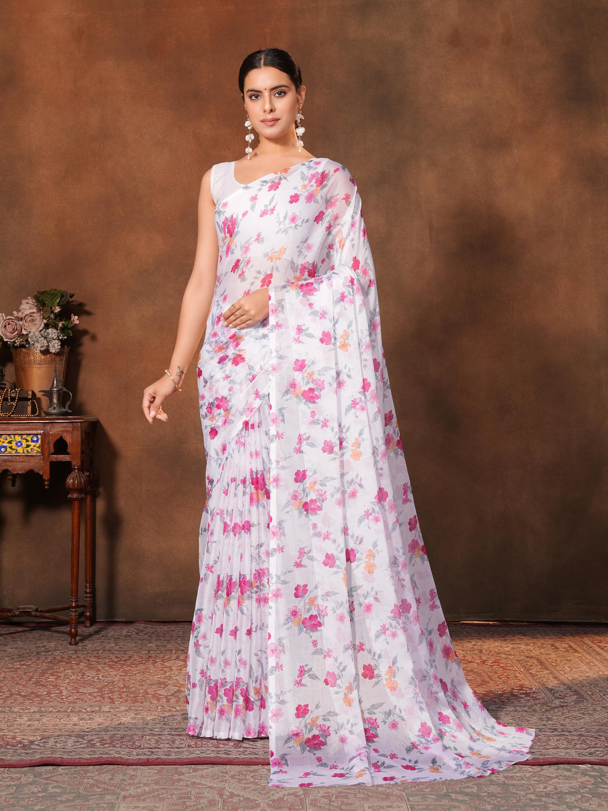 Vasthrlay Floral Saree in Classic with refined chiffon ethnic appeal