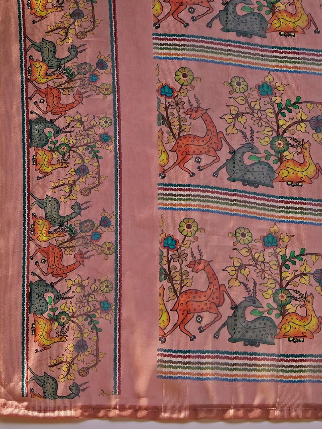 Vasthrlay Traditional Saree in Classic with refined ethnic appeal