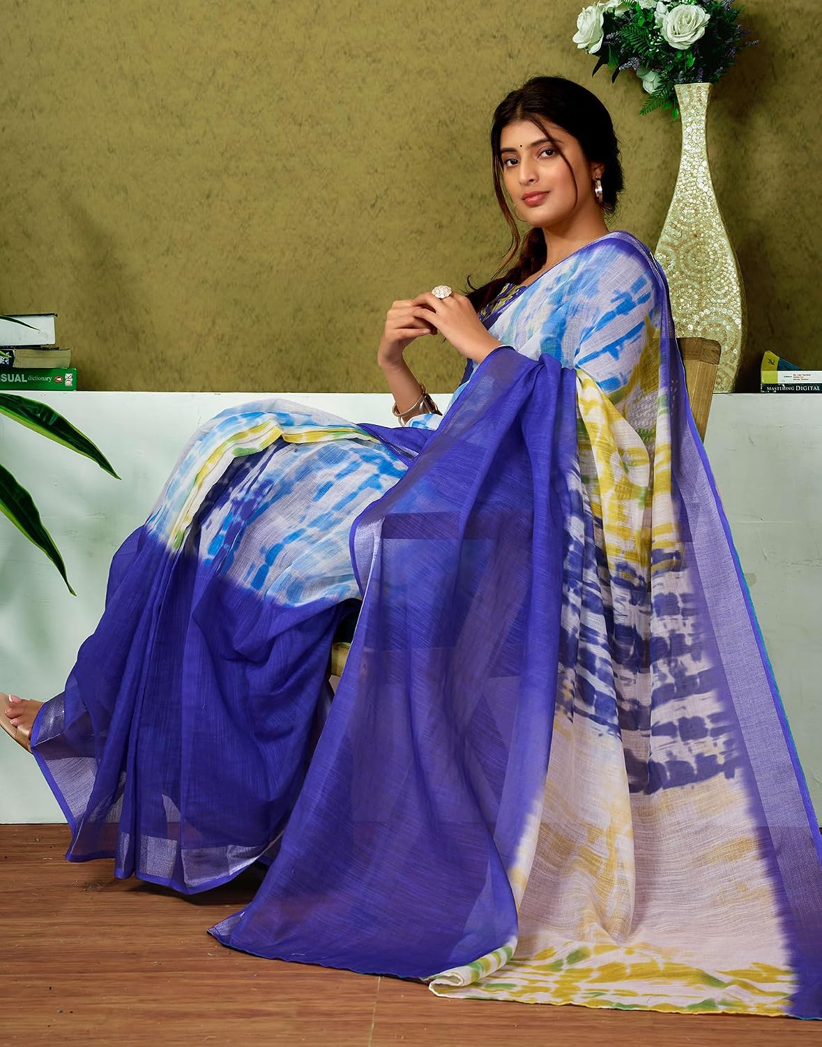 Vasthrlay Multicolor Printed saree for ceremony and occasion wear