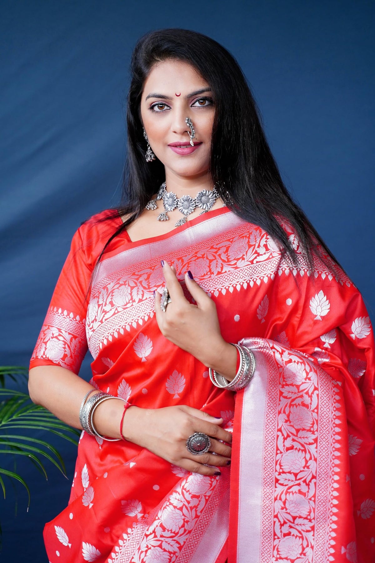 Vasthrlay Silver Traditional Saree for wedding and party wear styling