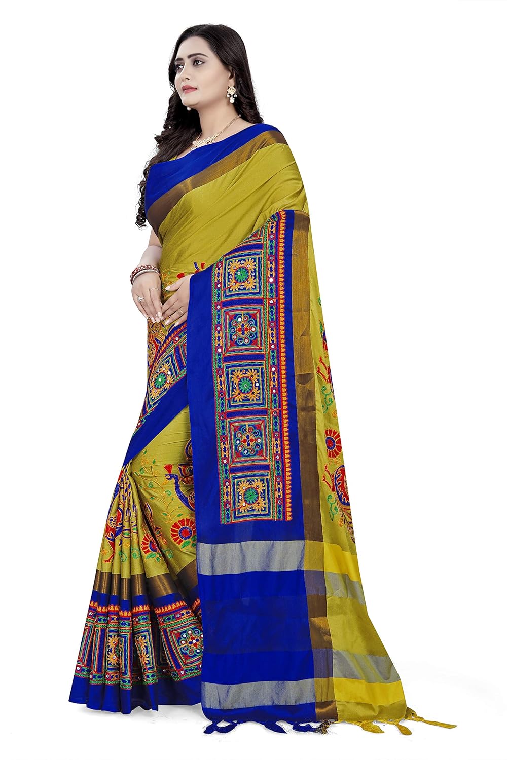 Vasthrlay Ethnic Classic Saree with decorative embroidery design