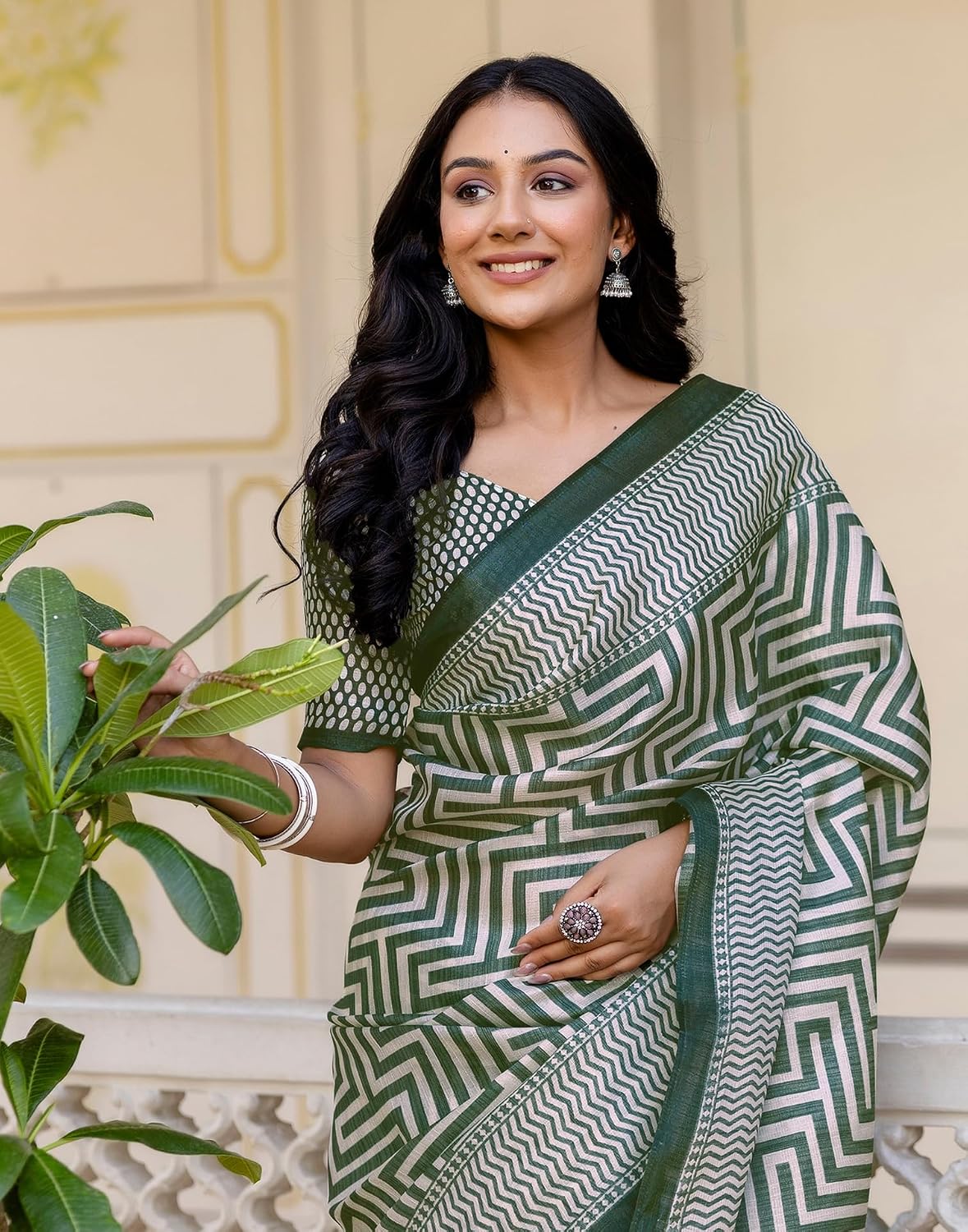 Vasthrlay Maroon Printed saree for ceremony and occasion wear
