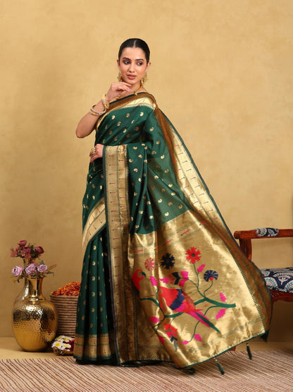 Vasthrlay Ethnic Classic Saree with decorative traditional design