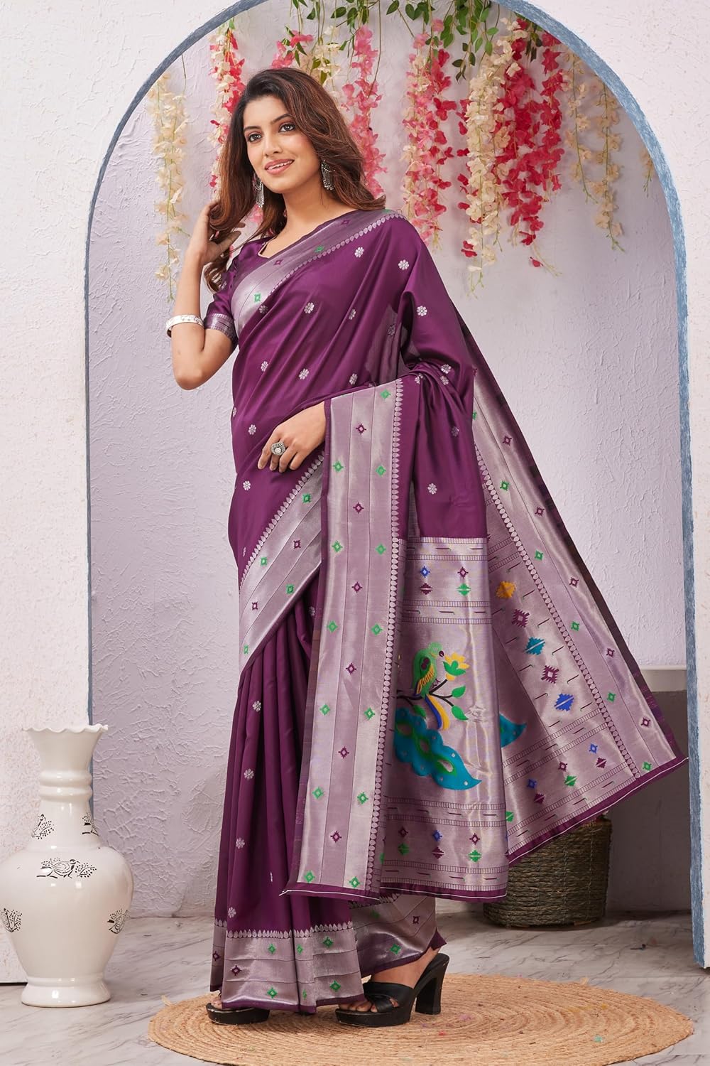 Vasthrlay Kanjivaram Classic Saree with decorative Traditional design