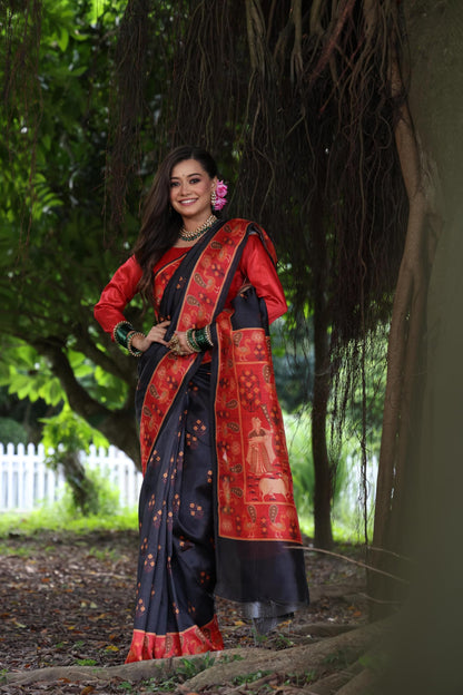 Vasthrlay Ethnic Classic Saree with decorative Traditional design