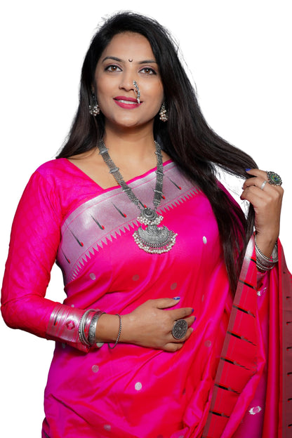 Vasthrlay Classic Paithani Traditional Saree for festive ethnic occasions