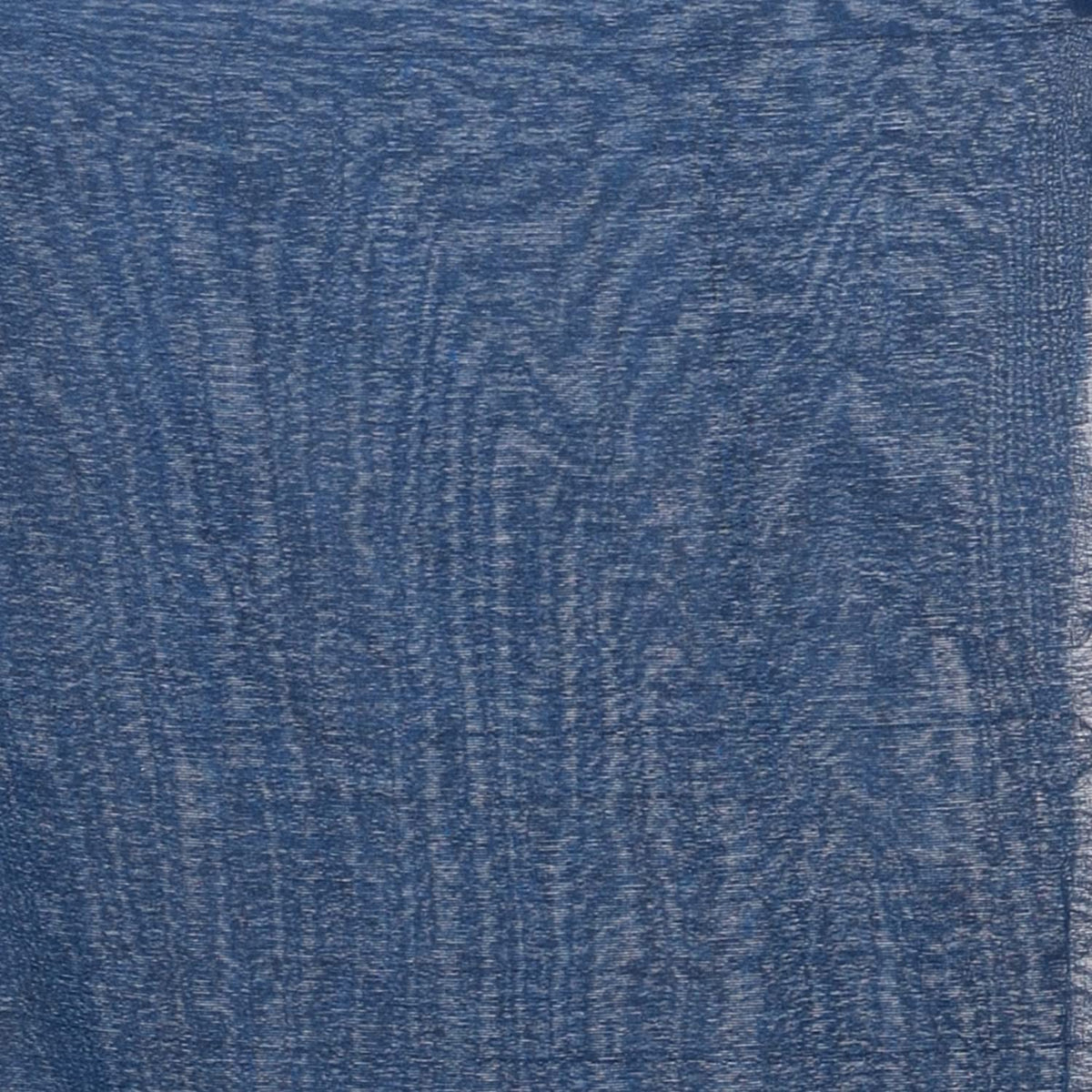 Vasthrlay Traditional Saree in Classic with refined ethnic appeal