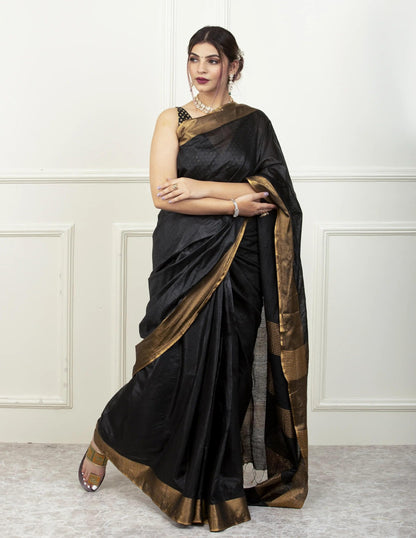 Vasthrlay Handloom Classic Saree with decorative traditional design