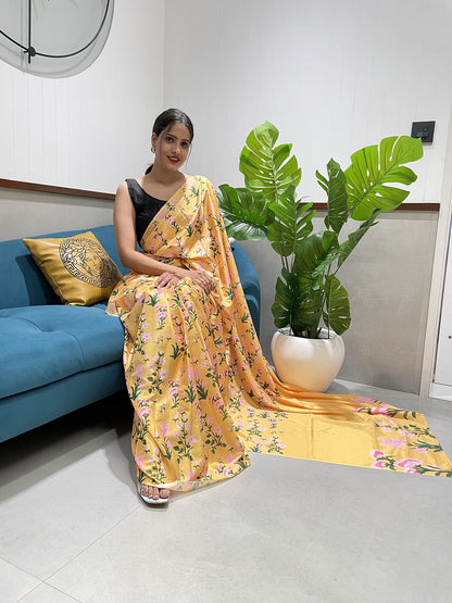 Vasthrlay Ethnic Classic Saree with decorative traditional design