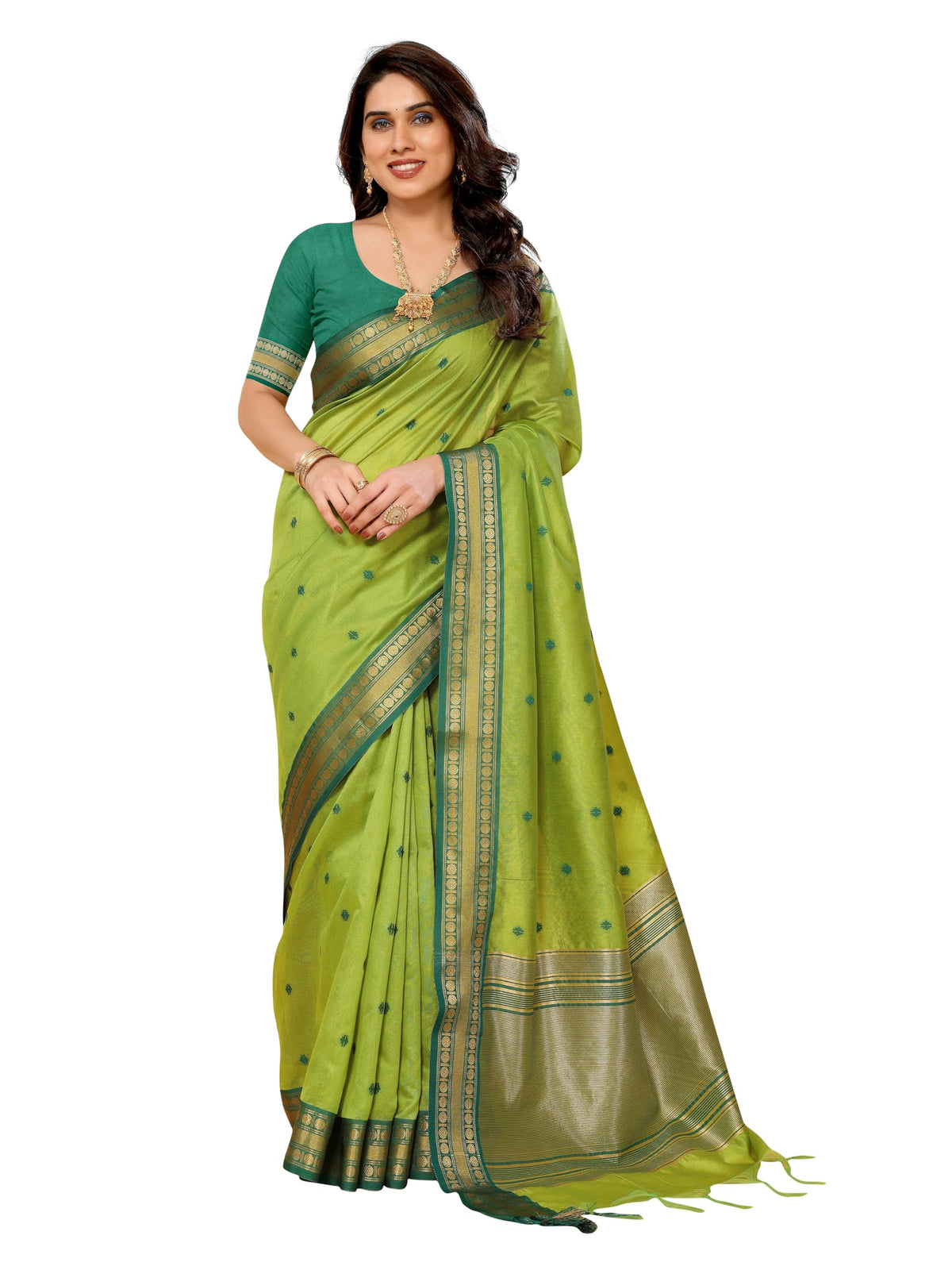 Vasthrlay Classic Jacquard Traditional Saree for festive ethnic occasions