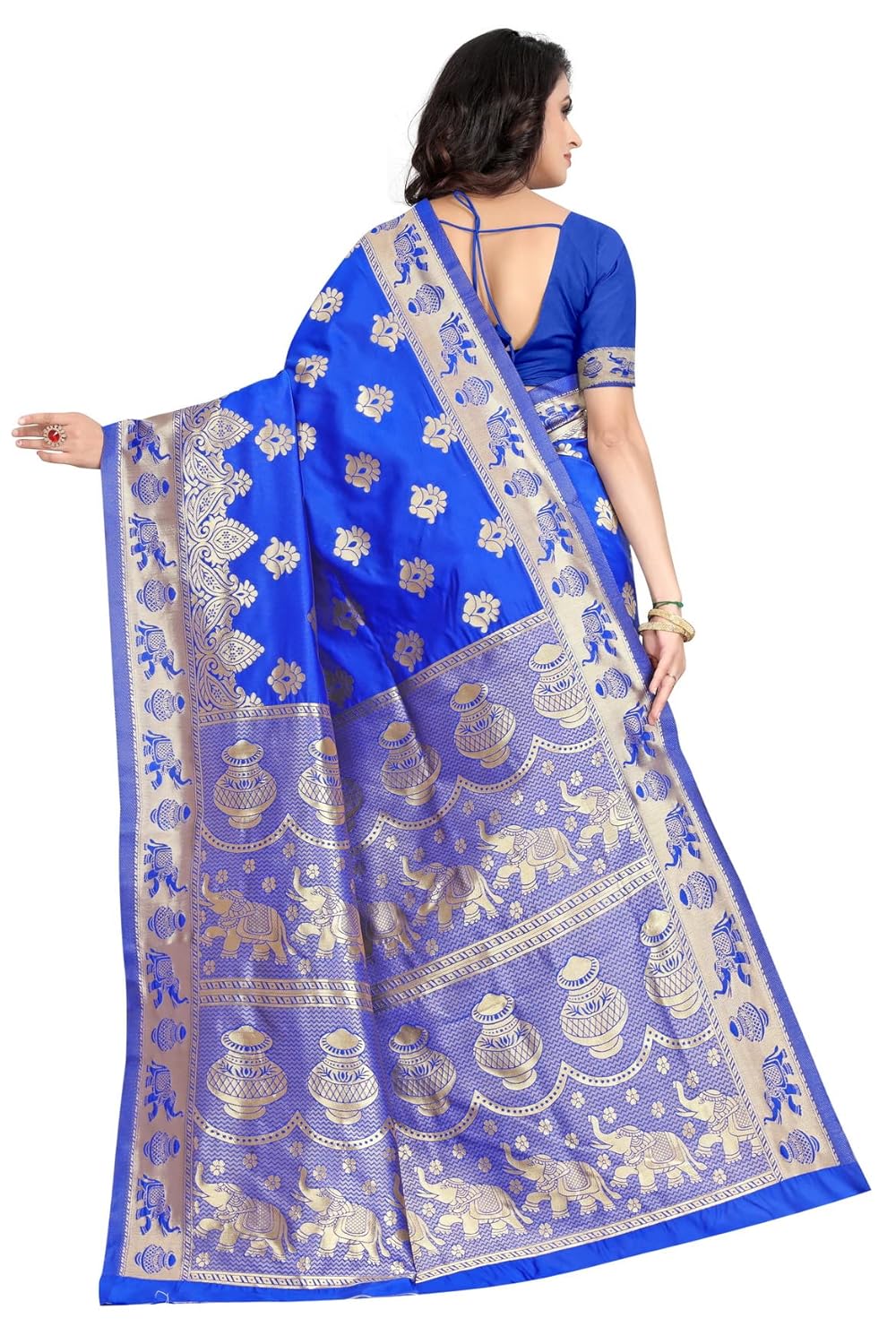 VasthrlayClassic Saree with elegant ethnic wedding styling
