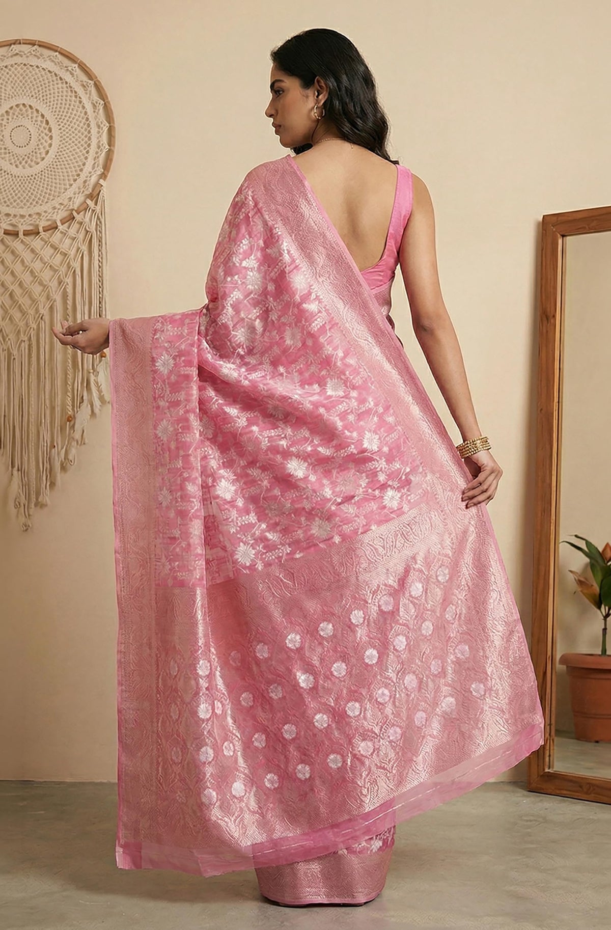 Vasthrlay Classic Traditional Saree for wedding and party wear styling